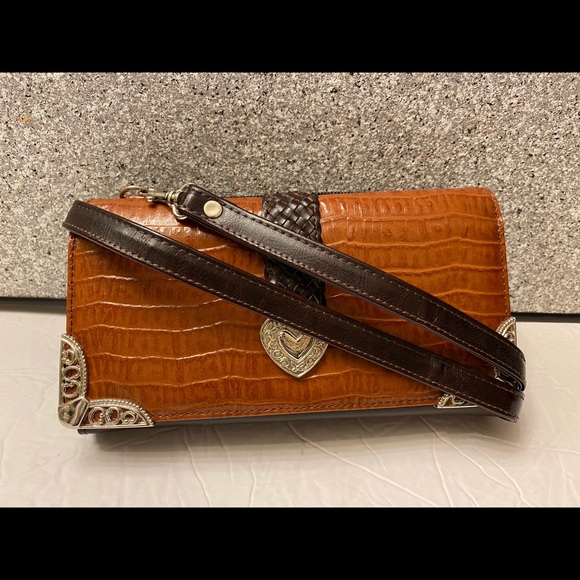 Crossbody Clutch - Picture 2 of 11